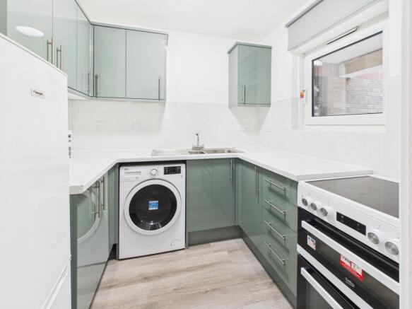 CAM02519G0-PR0346-STILL007