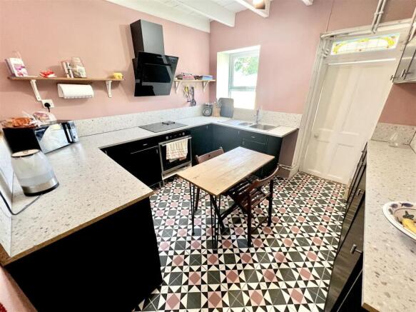 Kitchen.jpg