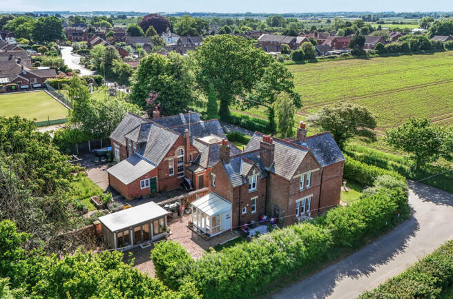 -68398b31e7158-12...