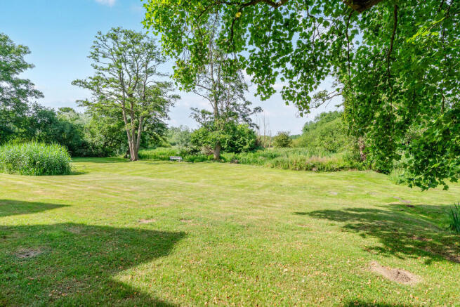 1310557-2-6855328...