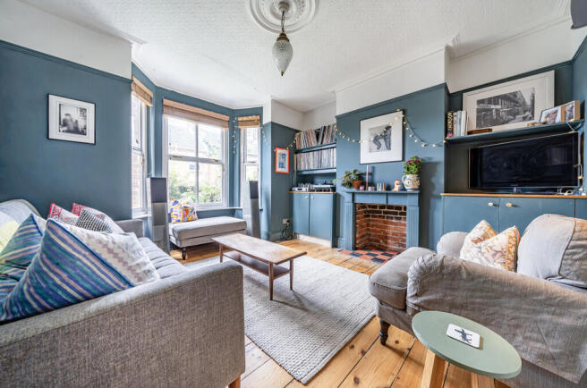 1332913-10-689232...