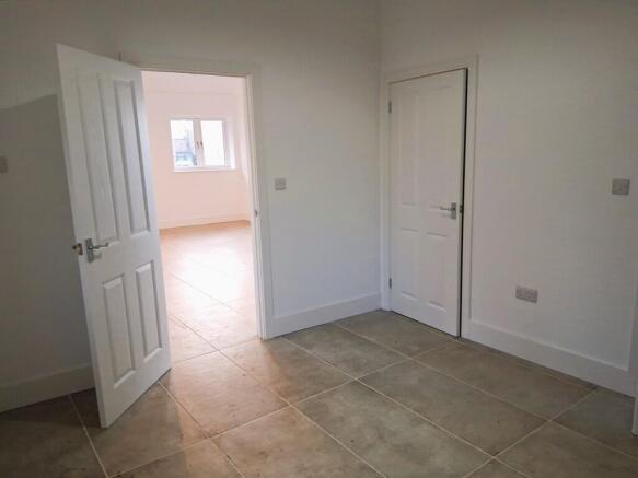 Bedroom to open p...