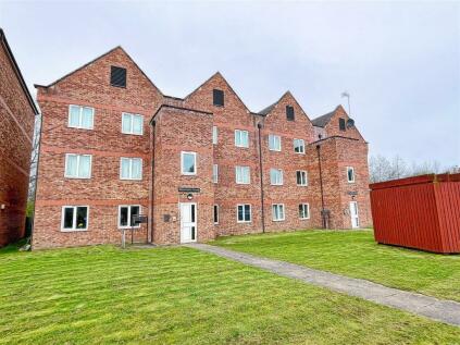 Chesterfield - 3 bedroom apartment for sale