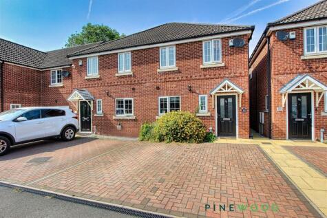 Springvale Close, Danesmoor, Chesterfield, Derbyshire S45