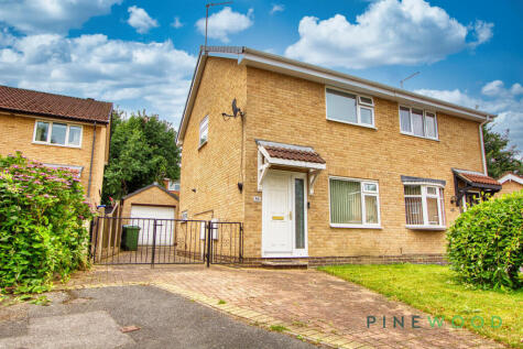 Creswick Close, Walton, Chesterfield, Derbyshire, S40