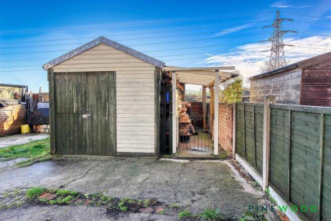 OFF ROAD PARKING AND GARAGE/WORKSHOP