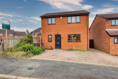 Houldsworth Drive, Hady, Chesterfield, Derbyshire S41