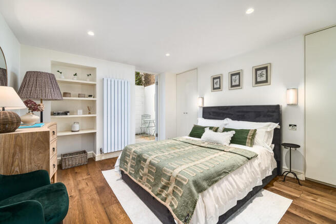 121a Cheyne Walk,...