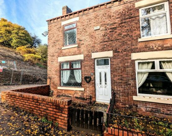 2 bedroom terraced house for sale in Stoneclough Road Radcliffe