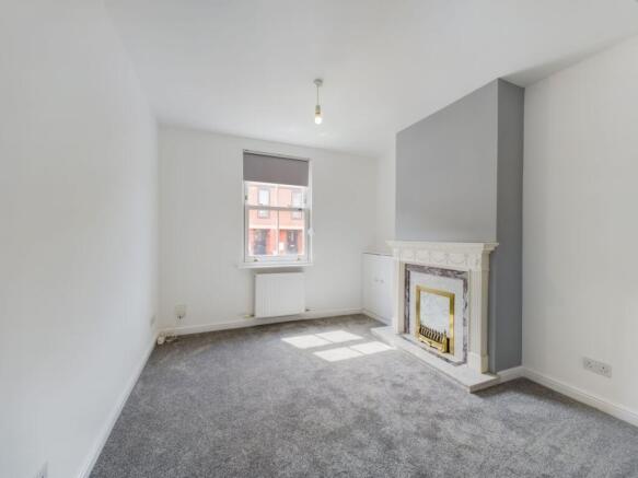 CAM01440G0-PR0050-STILL003