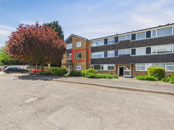 Stonehill Court, Great Glen
