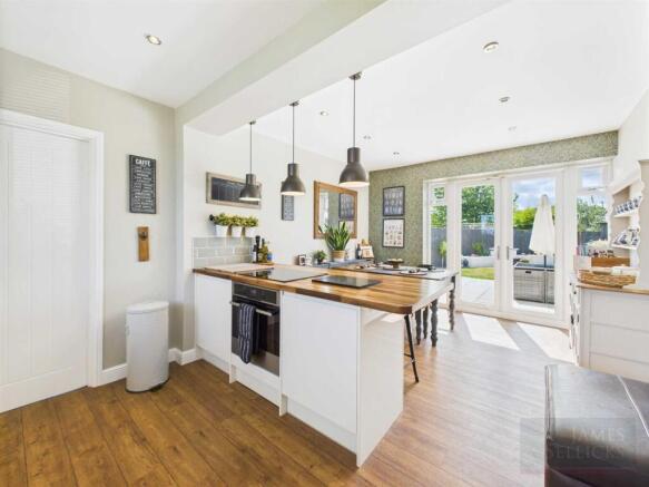 Refitted open plan dining kitchen