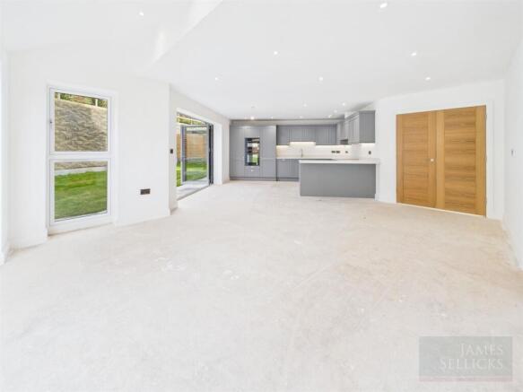 Open plan dining kitchen