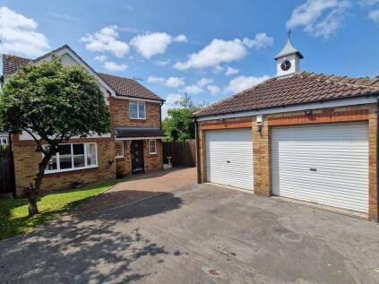 Paddock Drive, Woodlaithes