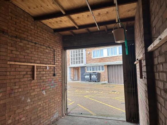 garage 2