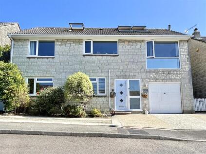 Weare Close, Portland