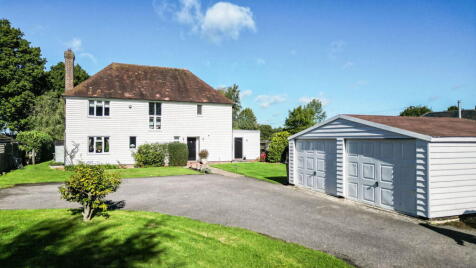 With Uninterrupted Countryside Views in Sissinghurst