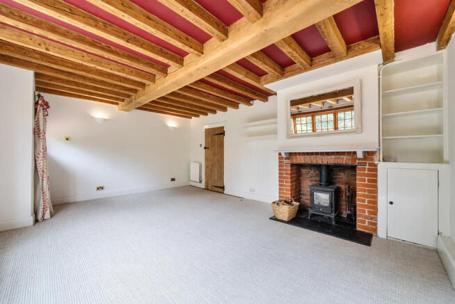 1335804-10-6894d6...