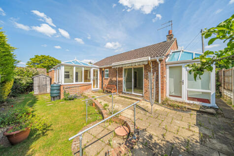 Elmside, Milford, Godalming, GU8