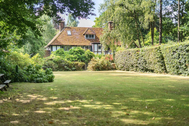 1318671-8-687a4cf...