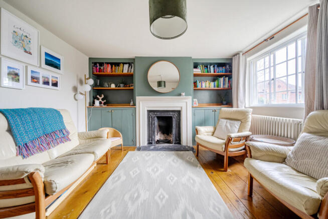 1385968-18-692846...