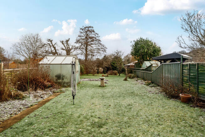 1395517-3-695d048...