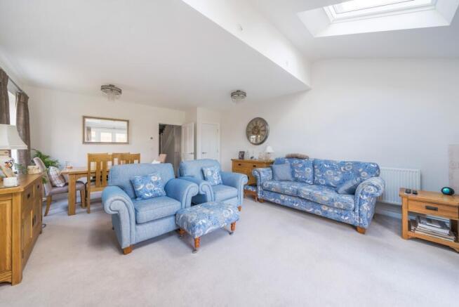 Sitting/Dining Room