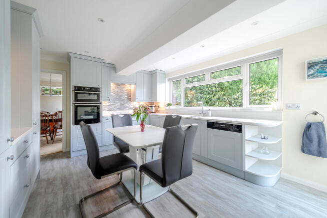 Kitchen/Breakfast