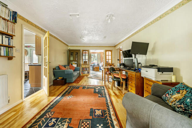 Middle Room