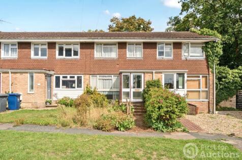 White Cottage Close, Farnham, GU9