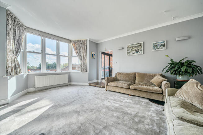 1373662-29-6900e3...