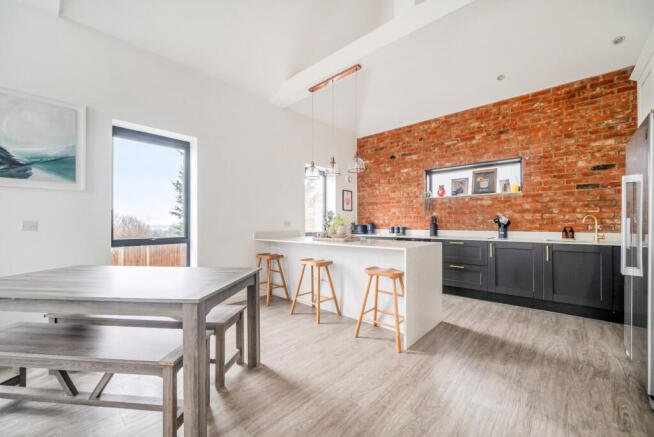 1395899-3-6960d9d...