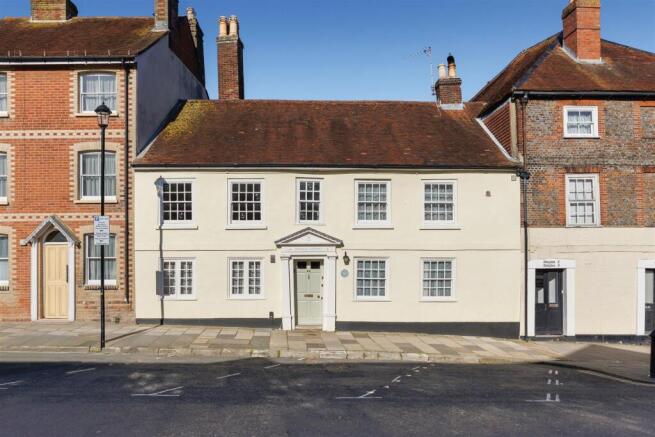 Dolphin Cottage
