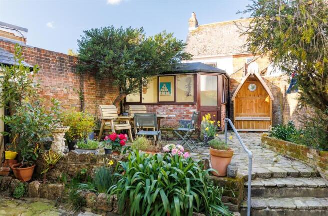 Courtyard Garden