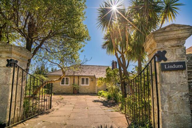 Driveway Entrance