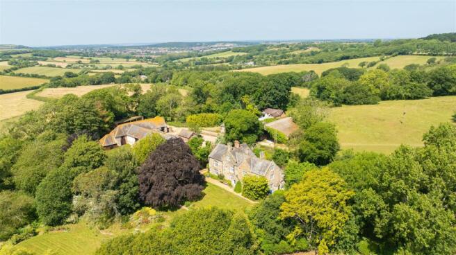 Little East Standen Manor