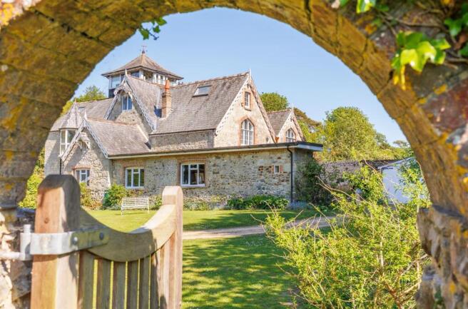 Wydcombe Manor West