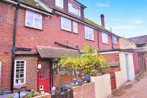 Anchor Hill Knaphill, Woking, Surrey, GU21 2JD