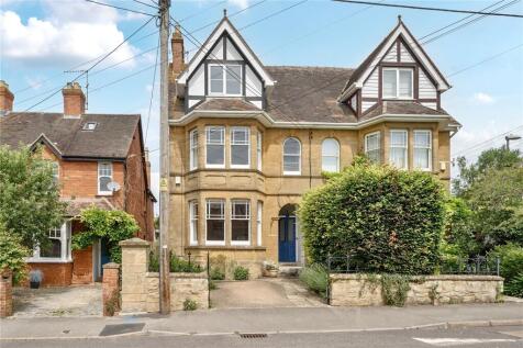 Kings Road, Sherborne, Dorset, DT9