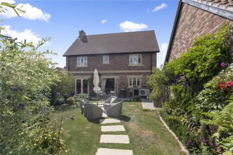 Long Hazel Mead, Sparkford, Yeovil, Somerset, BA22