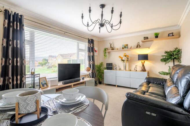 1372231-22-68f8d7...