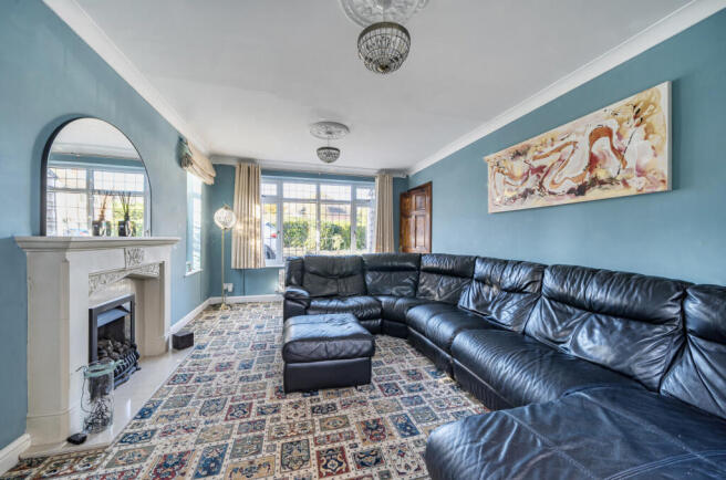 1371777-19-68fb53...