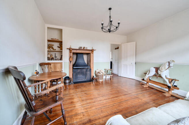 1363787-16-692eeb...