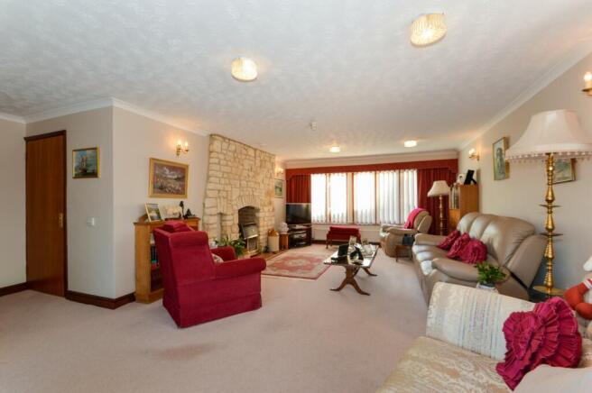 lounge 1