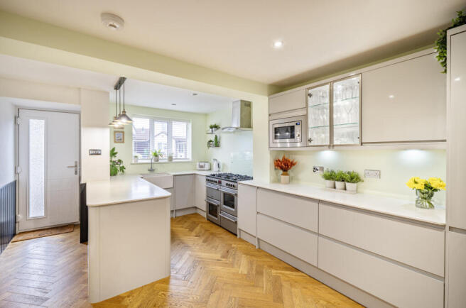 1365820-15-68ee1e...