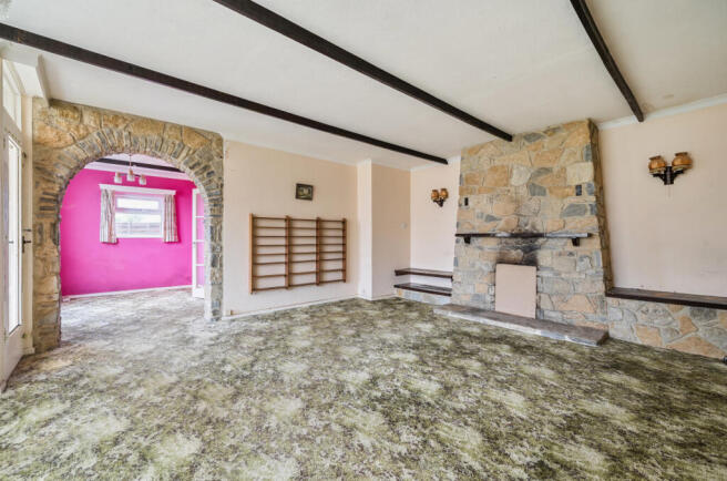 1374896-15-6904ac...