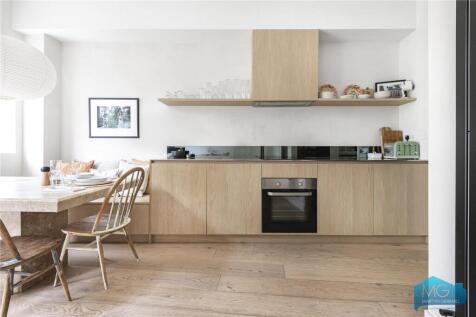 Oseney Crescent, Kentish Town, NW5