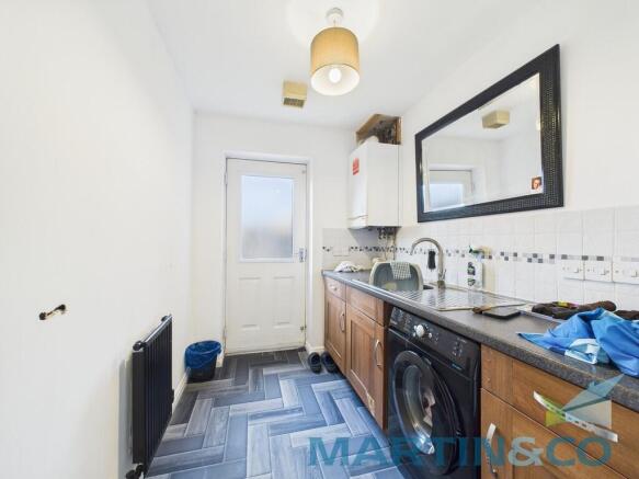 CAM01870G0-PR0186...