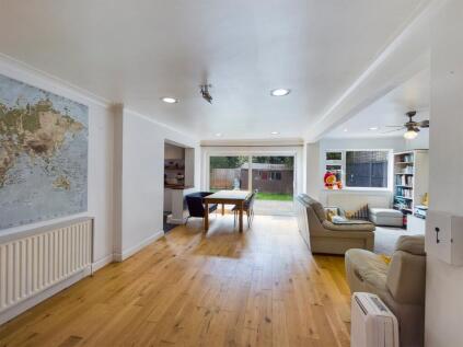 Chertsey, Surrey, KT16