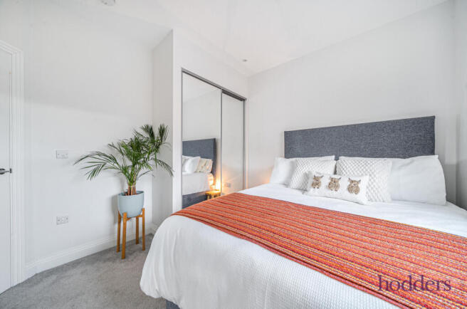 8bfeafbf-70e1-418...